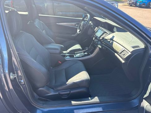 Used 2016 Honda Accord EX-L image 22