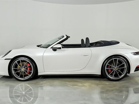 Used 2020 Porsche 911 Carrera S RWD image 6