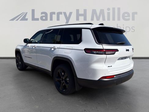 New 2026 Jeep Grand Cherokee L Limited AWD/4WD image 4