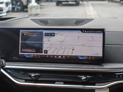 New 2026 BMW X7 xDrive40i w/ Executive Package image 14