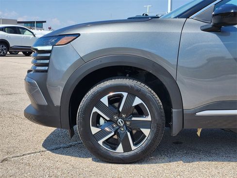 New 2025 Nissan Kicks SV w/ SV Premium Package image 6