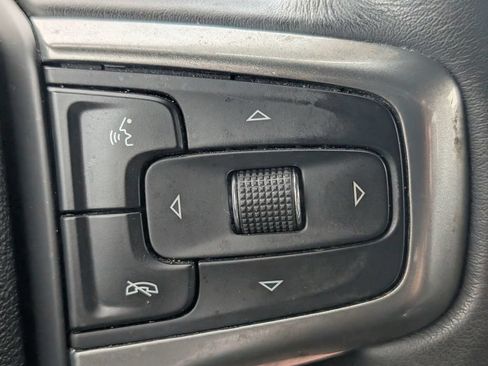 Used 2023 Chevrolet Silverado 1500 LTZ AWD/4WD image 22