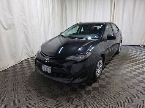 Used 2019 Toyota Corolla LE image 8