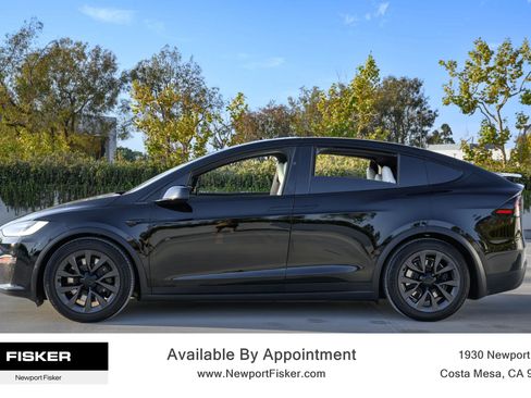 Used 2022 Tesla Model X AWD/4WD image 2