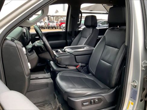 Used 2022 GMC Sierra 2500 SLT w/ X31 Off-Road Package image 8