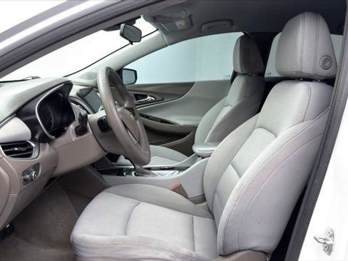 Used 2020 Chevrolet Malibu LS w/ Driver Confidence Package II FWD image 16