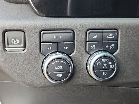 Used 2022 GMC Sierra 1500 Elevation w/ Elevation Premium Package image 22