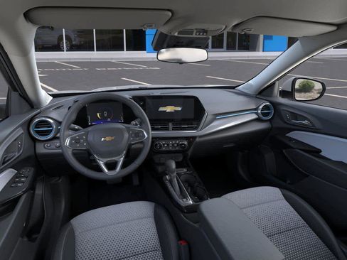 New 2026 Chevrolet Trax LT w/ LT Convenience Package image 15