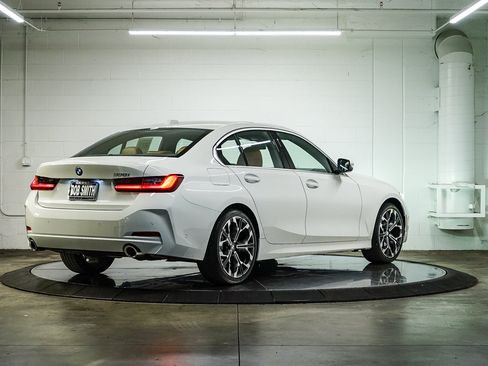Used 2026 BMW 330i Sedan RWD image 6