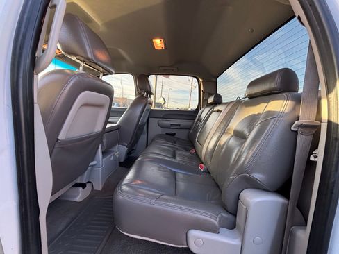 Used 2007 GMC Sierra 1500 SLE w/ SLE/SLT Trailering Package image 18