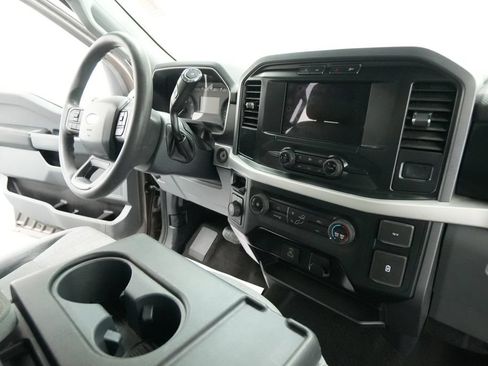 Used 2022 Ford F150 XLT AWD/4WD image 24