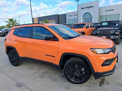 New 2026 Jeep Compass Latitude