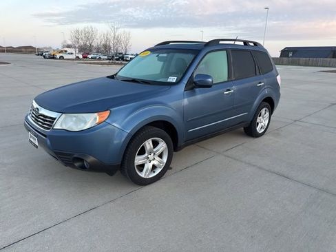 Used 2010 Subaru Forester 2.5X Limited image 7