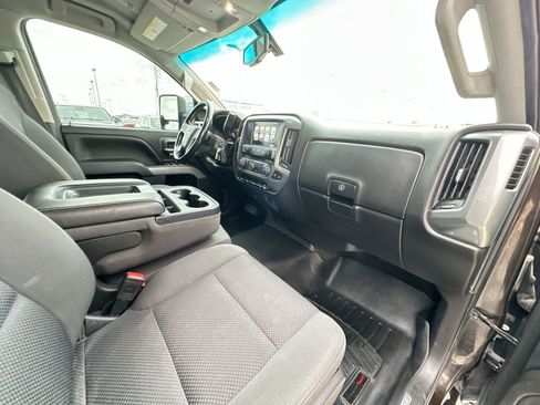 Used 2018 Chevrolet Silverado 3500 LT w/ LT Convenience Package AWD/4WD image 27