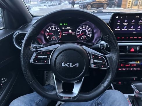 Used 2022 Kia Forte GT-Line w/ GT-Line Premium Package image 27