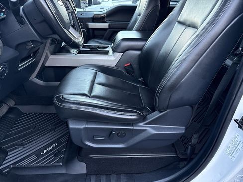 Used 2022 Ford F250 Lariat image 9