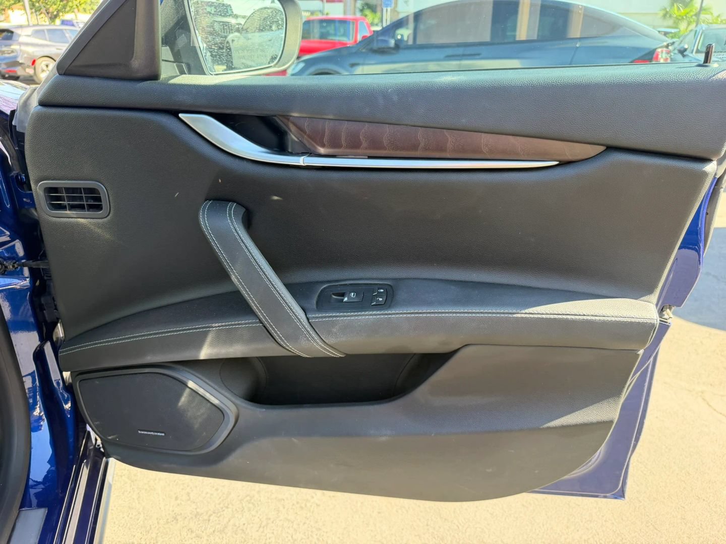 Used 2019 Maserati Ghibli S RWD image 34