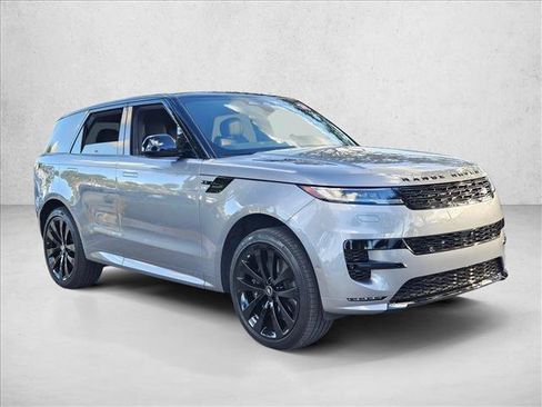 Used 2025 Land Rover Range Rover Sport Dynamic SE image 3