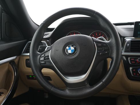 Used 2018 BMW 330i Gran Turismo xDrive AWD/4WD image 17