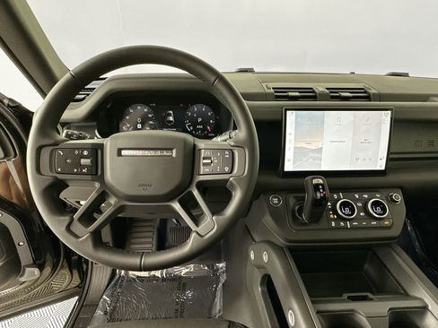 Used 2025 Land Rover Defender 110 S AWD/4WD image 11
