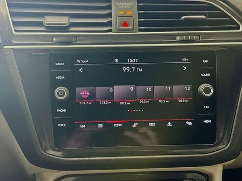 Used 2023 Volkswagen Tiguan SE R-Line image 14