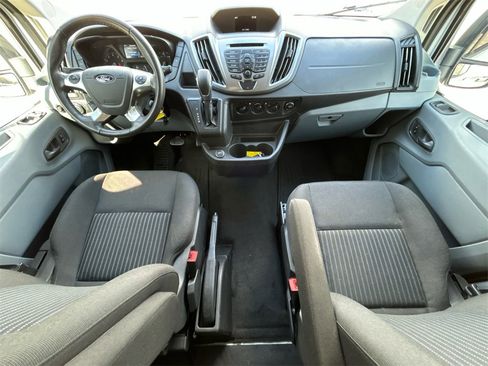 Used 2018 Ford Transit 150 XLT image 23