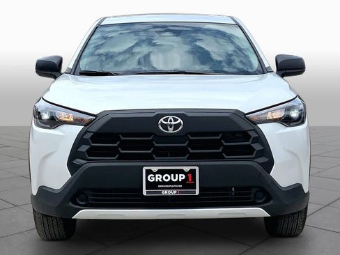 Used 2026 Toyota Corolla Cross L FWD image 4