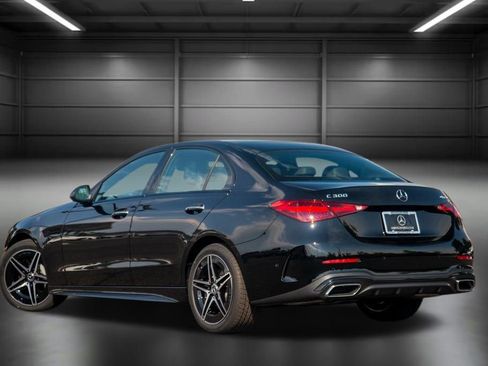 Used 2025 Mercedes-Benz C 300 4MATIC Sedan image 9