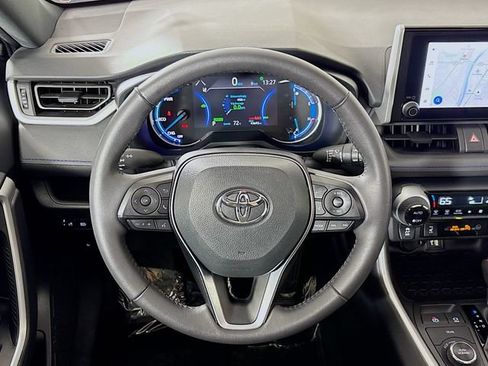 Used 2024 Toyota RAV4 SE w/ Convenience Package AWD/4WD image 13