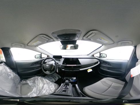 New 2026 Toyota Prius LE image 33