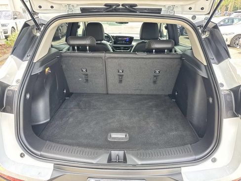 Used 2025 Buick Encore GX Preferred AWD/4WD image 8