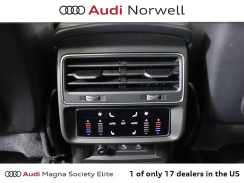 Used 2023 Audi Q7 3.0T Premium Plus w/ Premium Plus Package AWD/4WD image 27