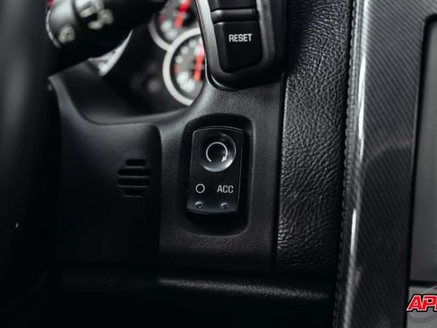 Used 2006 Chevrolet Corvette Z06 w/ Preferred Equipment Group RWD image 19