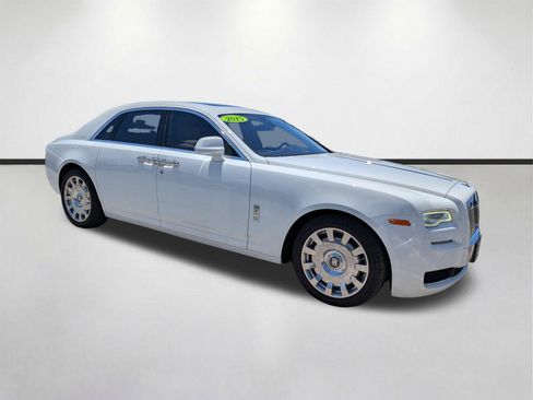 Used 2015 Rolls-Royce Ghost RWD image 2