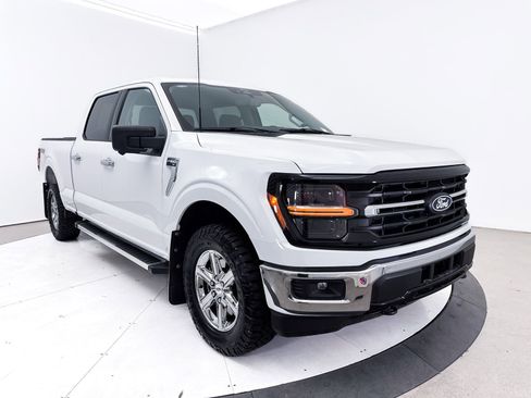 Used 2024 Ford F150 XLT w/ FX4 Off-Road Package image 12