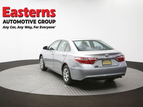 Used 2017 Toyota Camry LE FWD image 64