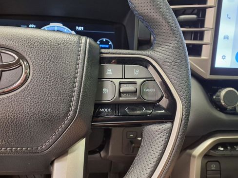 Used 2026 Toyota Tundra Platinum AWD/4WD image 22