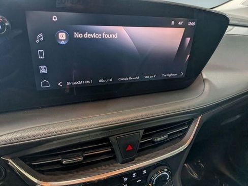 Certified 2025 Buick Encore GX Preferred FWD image 21