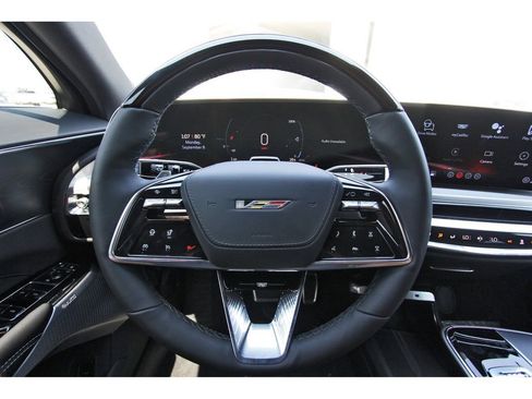 New 2026 Cadillac Lyriq V image 13