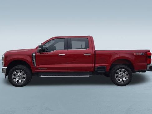 Used 2023 Ford F250 Lariat w/ Chrome Package image 4