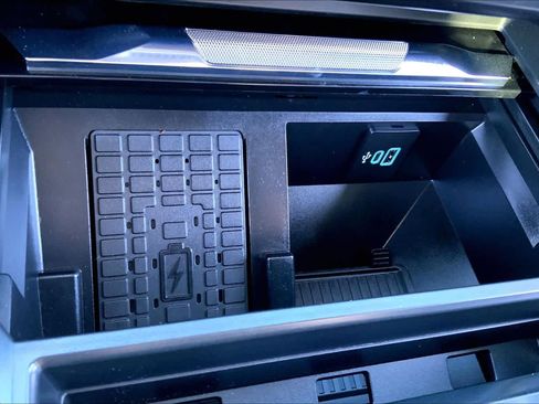 Used 2024 Ford F250 Lariat w/ Lariat Ultimate Package image 29