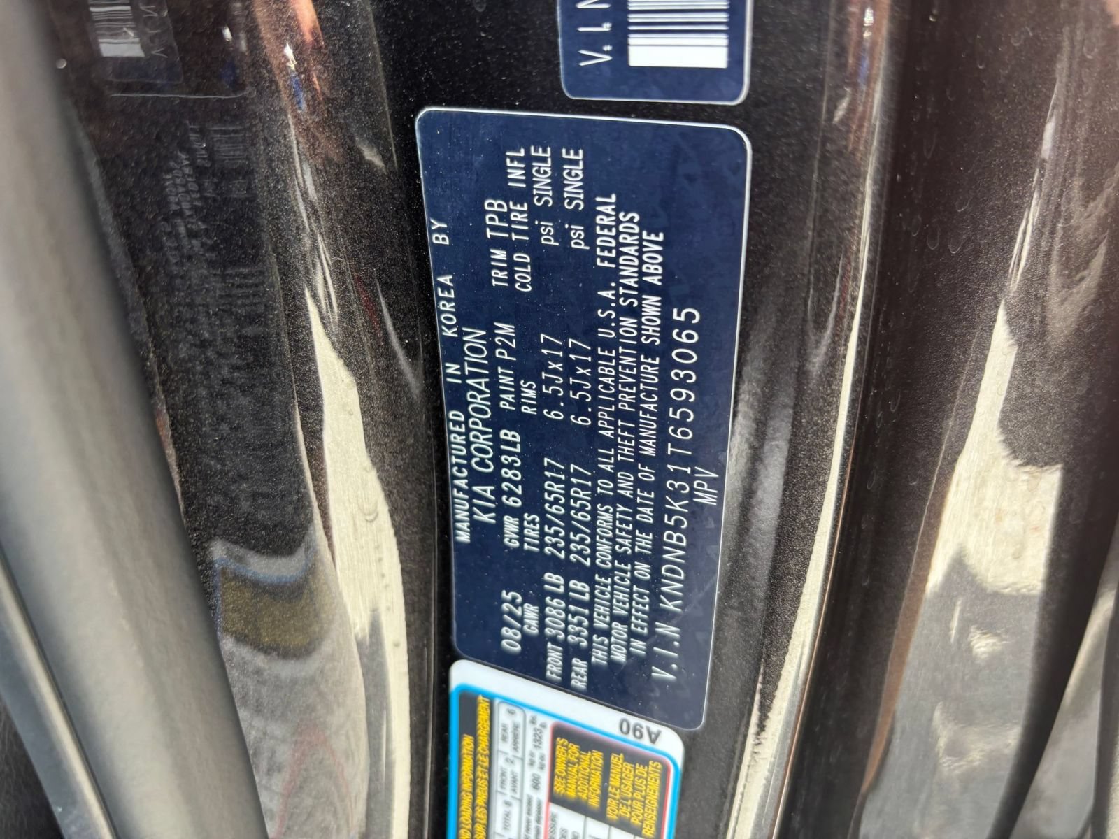 Used 2026 Kia Carnival FWD image 12