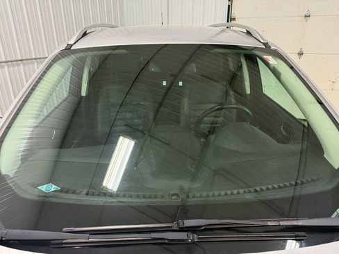 Used 2015 Ford Escape Titanium w/ Equipment Group 301A AWD/4WD image 14