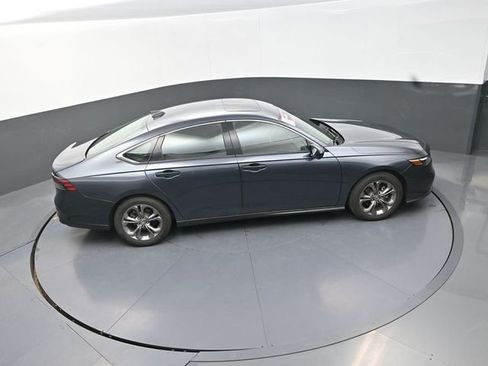 Used 2024 Honda Accord EX image 18