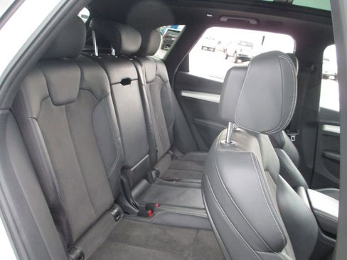 Used 2020 Audi SQ5 Premium Plus AWD/4WD image 25