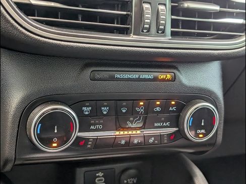 Used 2024 Ford Escape Active w/ Cold Weather Package FWD image 15