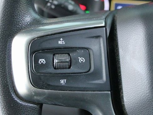 Used 2019 Chevrolet Silverado 1500 LT image 12