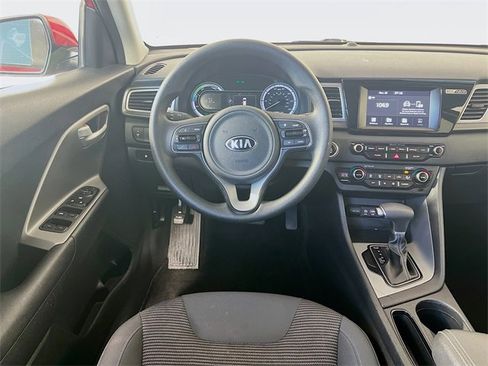 Used 2018 Kia Niro LX image 20