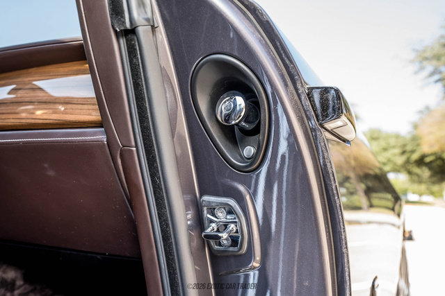 Used 2016 Rolls-Royce Wraith RWD image 57