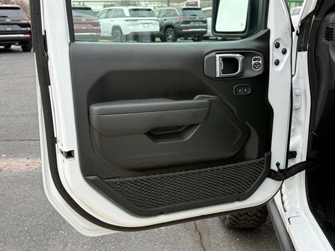 New 2026 Jeep Wrangler Willys AWD/4WD image 13